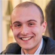 Hai problemi con i tuoi studi? Meglio chiamare Fabrizio.